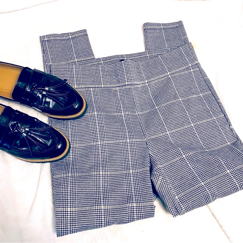 NWT Loft Medium Petite Pull On Stretch Dress Pant Black and Gold Plaid